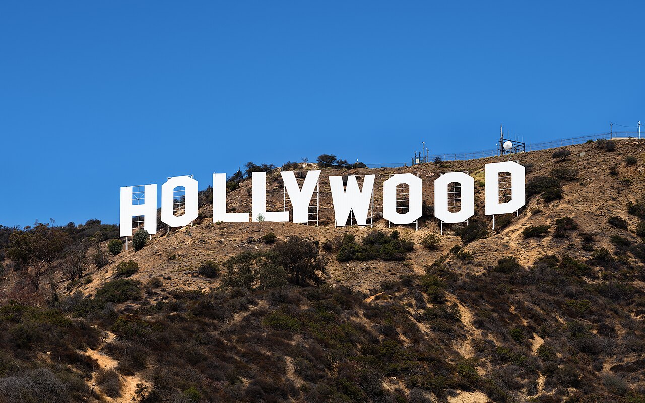Hollywood_Sign_